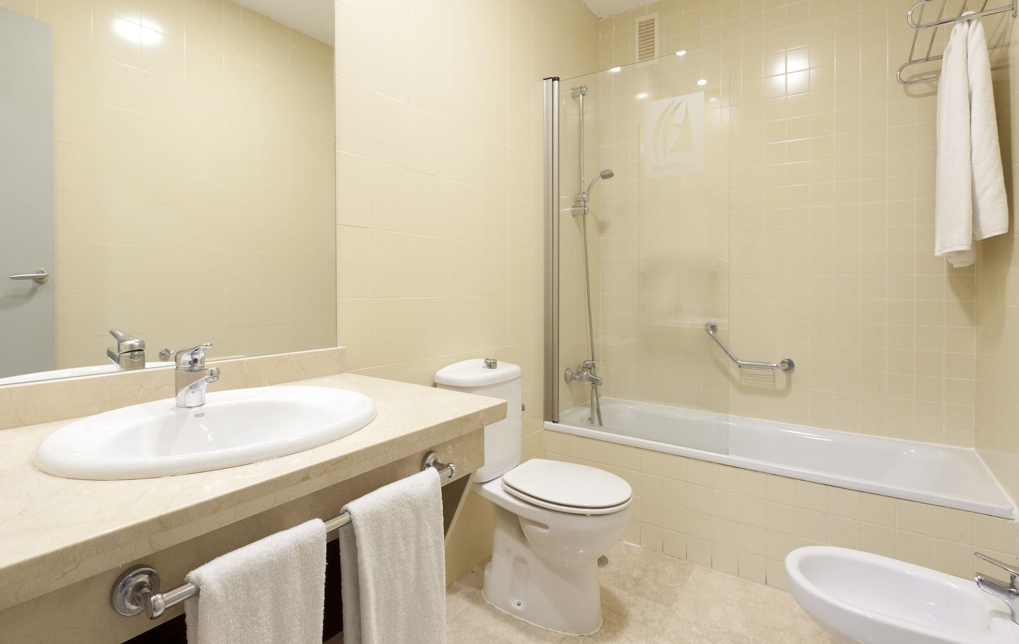 Apartamentos Vertice Sevilla Aljarafe Bormujos Eksteriør bilde