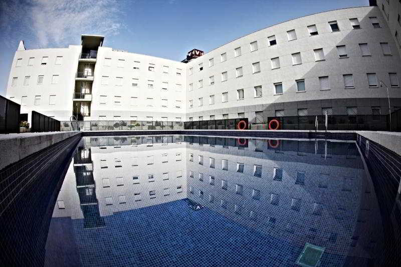 Apartamentos Vertice Sevilla Aljarafe Bormujos Eksteriør bilde