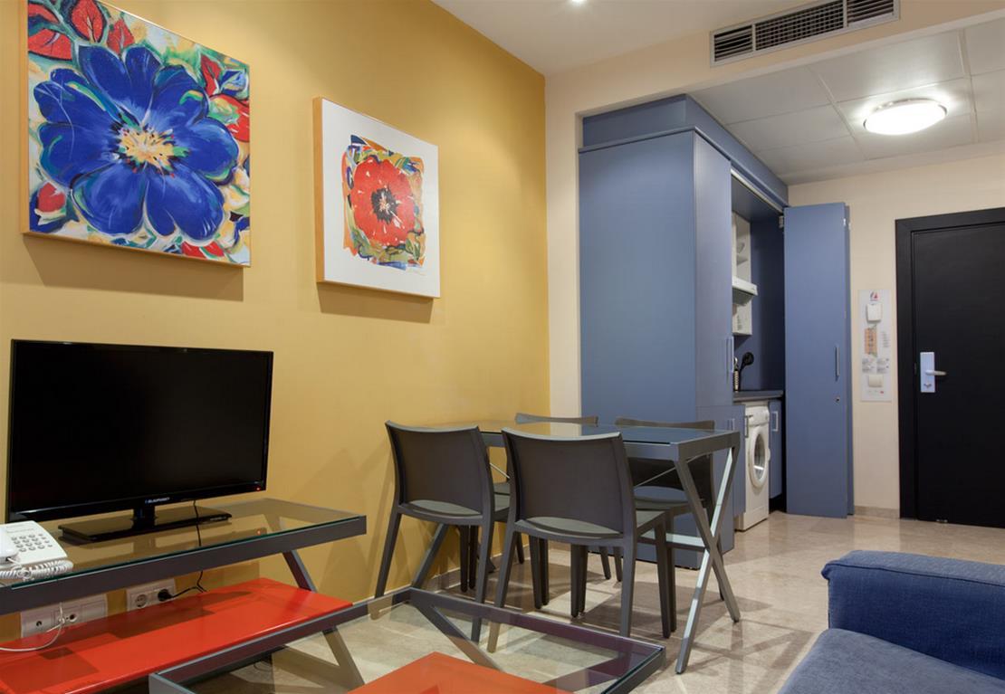 Apartamentos Vertice Sevilla Aljarafe Bormujos Eksteriør bilde